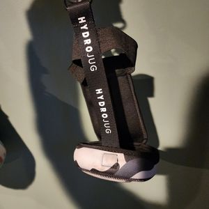 Camo hydrojug simple sleeve, new without tags